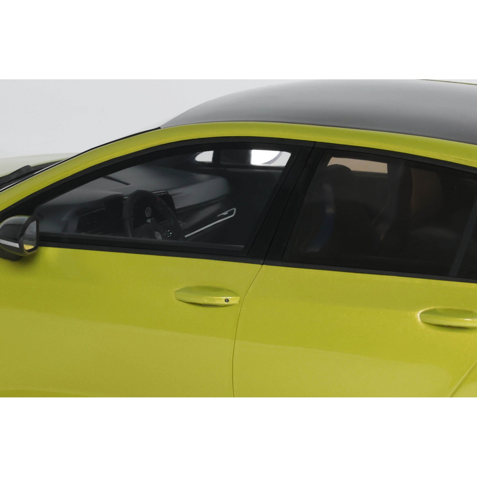 Volkswagen Golf VIII R 333 Limited Edition Lime Yellow Metallic 2023