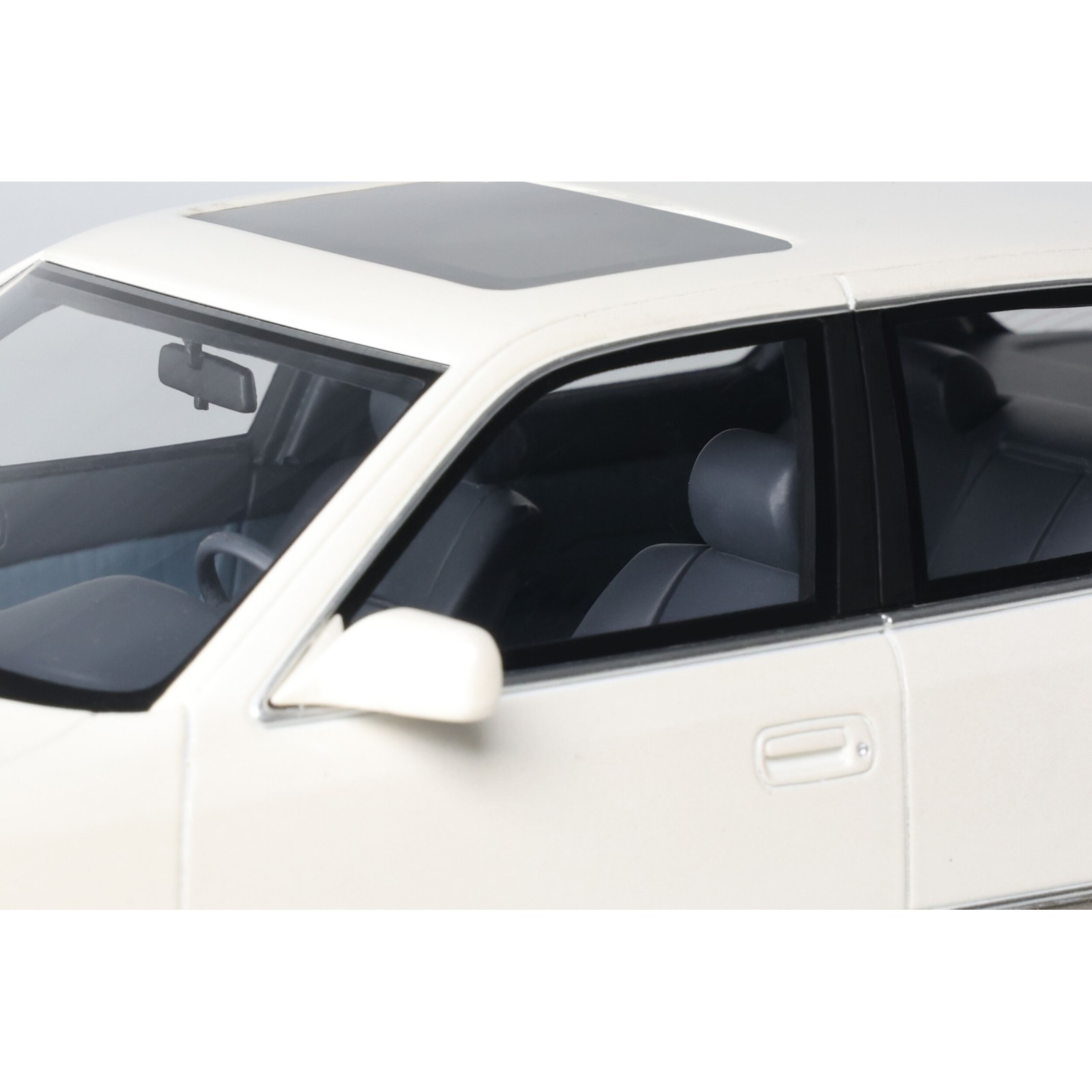 Lexus LS 400 Diamond White Pearl 051 1992