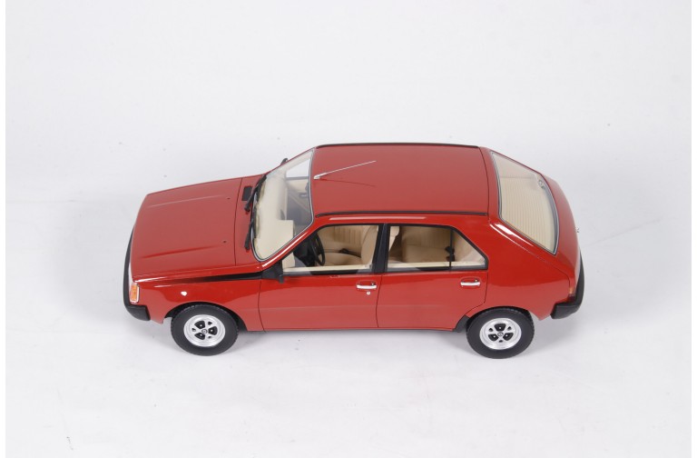 Renault 14 TS Rouge 705 1983