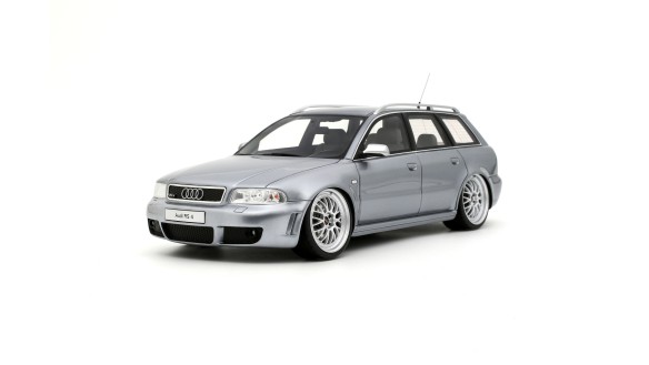 Audi RS 4 (B5) Avant "stanced" Avus Silver 2025