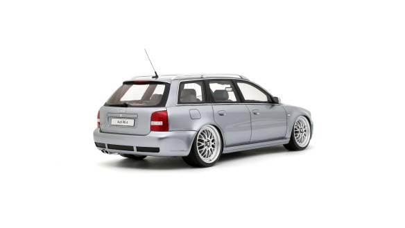 Audi RS 4 (B5) Avant "stanced" Avus Silver 2025