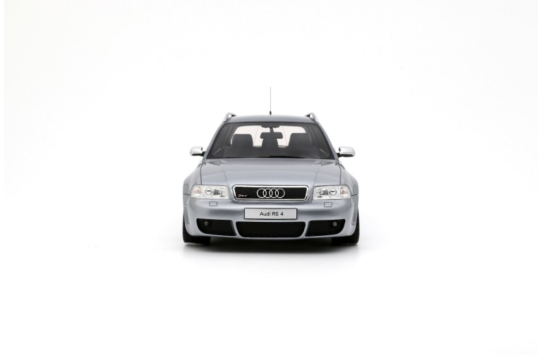 Audi RS 4 (B5) Avant "stanced" Avus Silver 2025