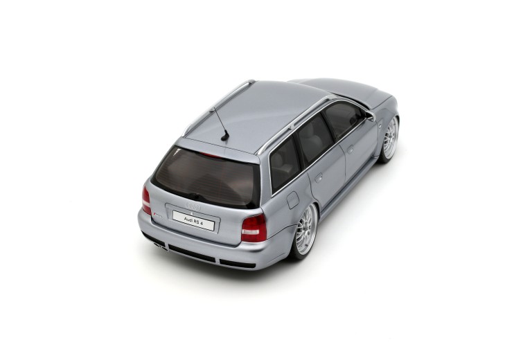 Audi RS 4 (B5) Avant "stanced" Avus Silver 2025