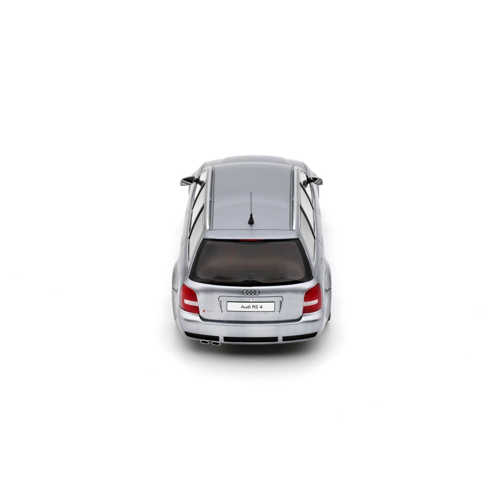 Audi RS 4 (B5) Avant "stanced" Avus Silver 2025