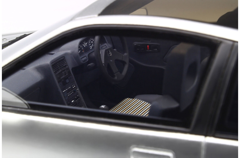 Honda CR-X Mk.2 Blade Silver Metallic 1988