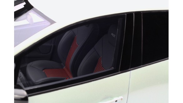 Renault Clio 4 R.S. Blanc Perle Mica 2013
