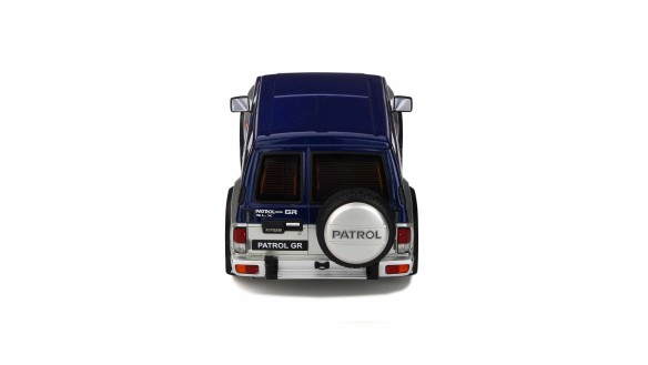 Nissan Patrol GR Blue TH1 & Silver KJ1 1992
