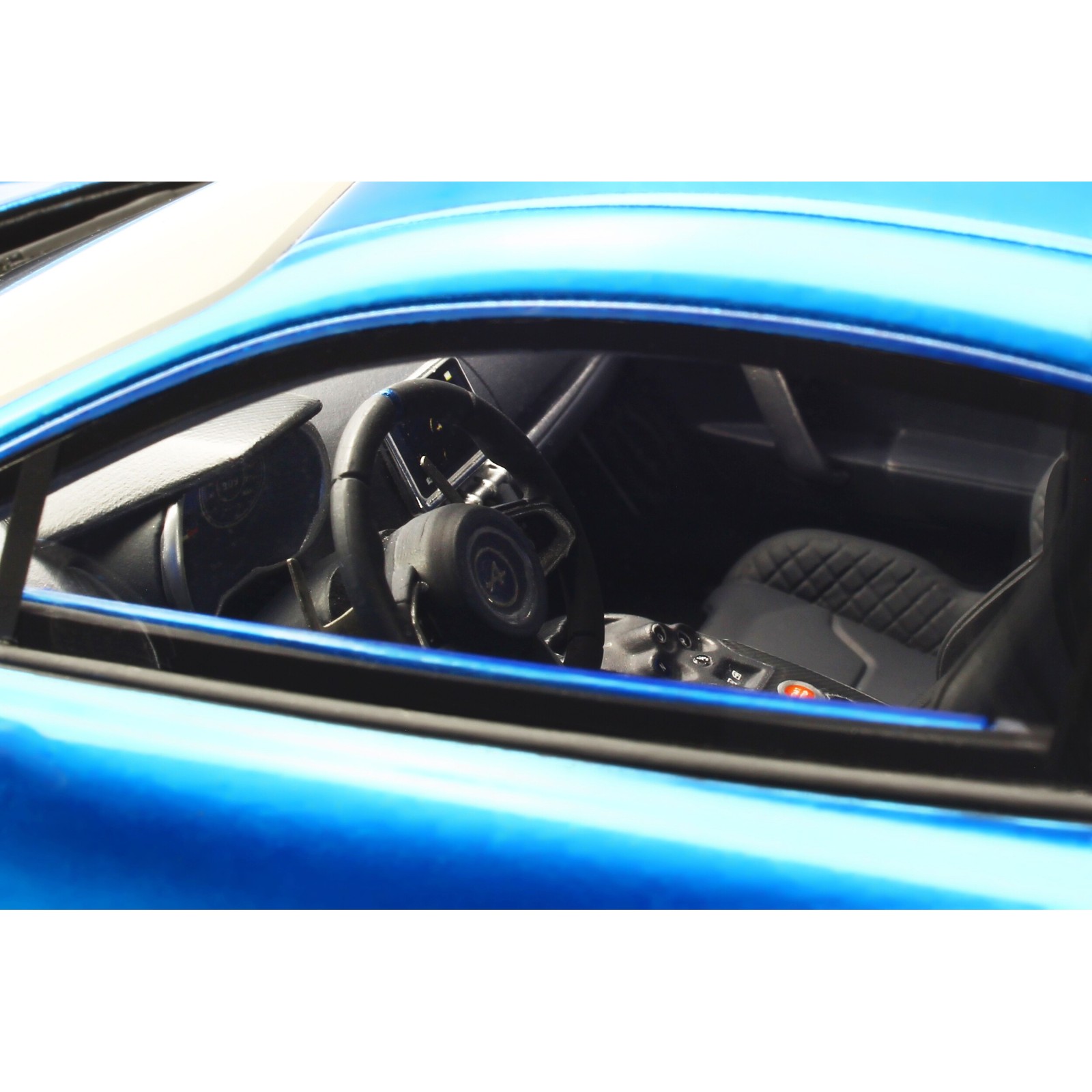 Alpine A110 Premiere Edition Bleu Alpine 2017
