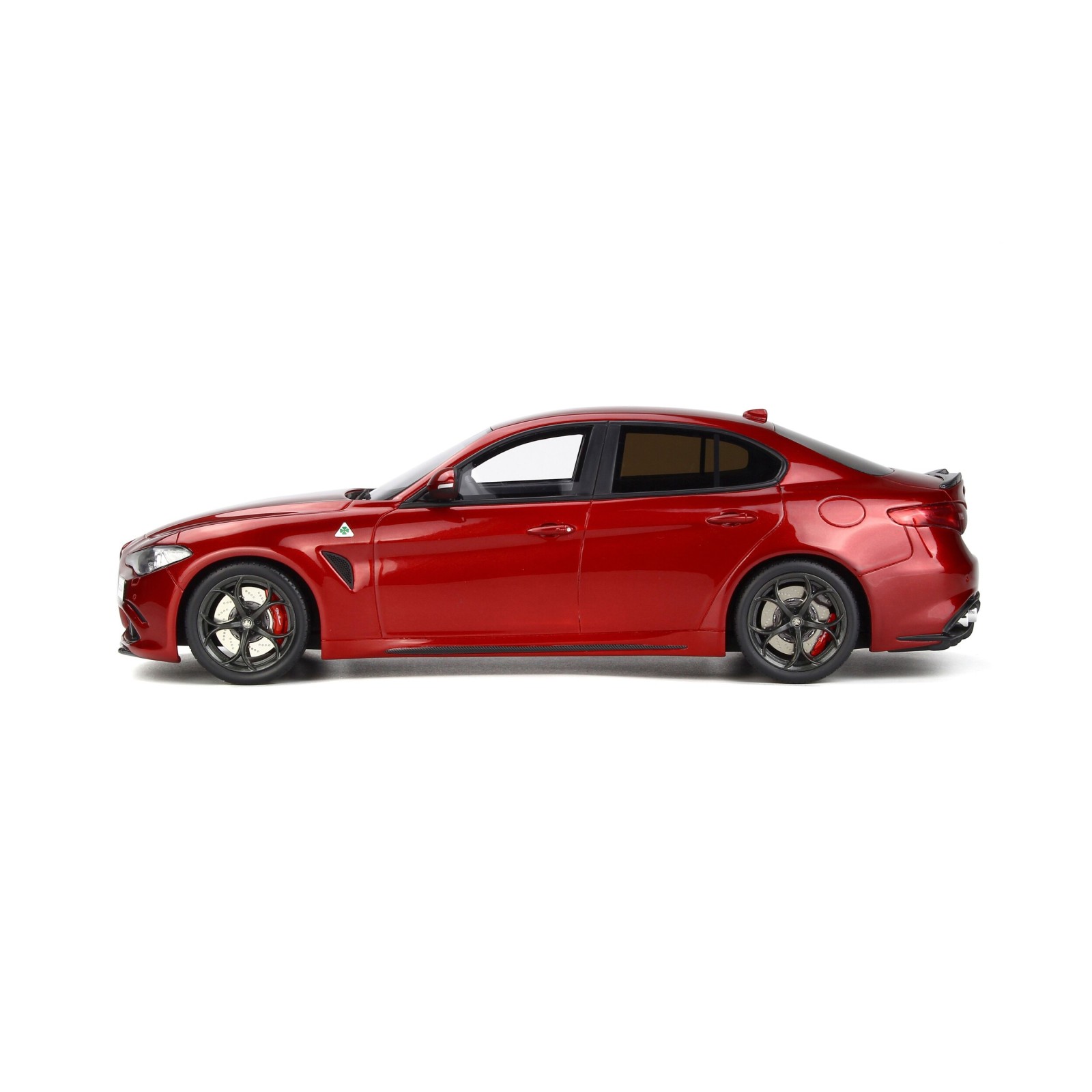 Alfa Romeo Giulia Quadrifoglio Rosso Competizione 2016
