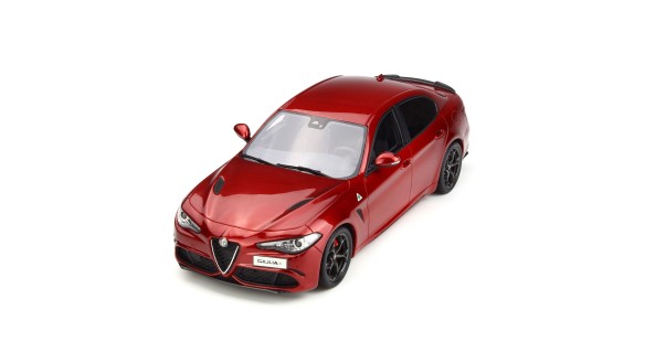 Alfa Romeo Giulia Quadrifoglio Rosso Competizione 2016