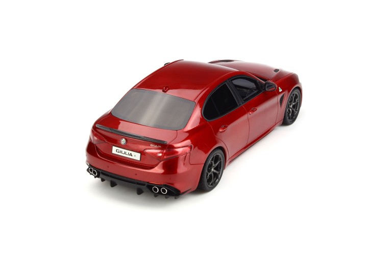 Alfa Romeo Giulia Quadrifoglio Rosso Competizione 2016