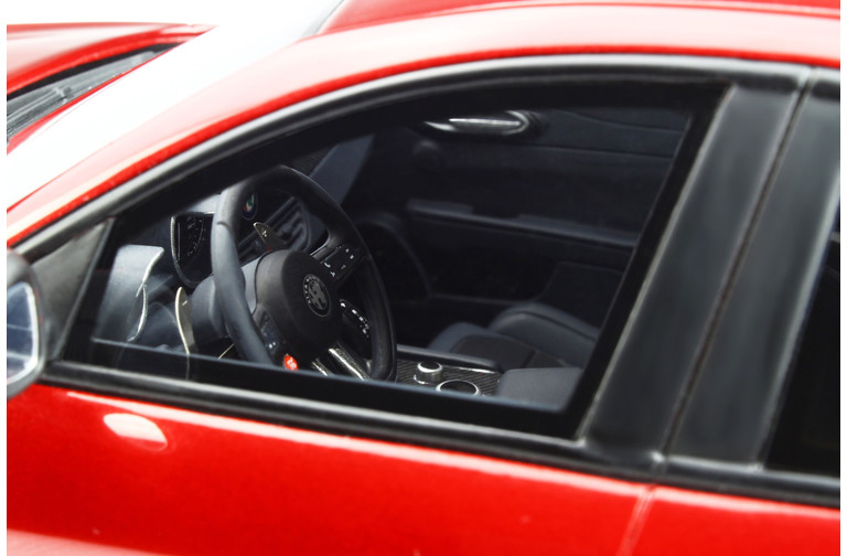 Alfa Romeo Giulia Quadrifoglio Rosso Competizione 2016