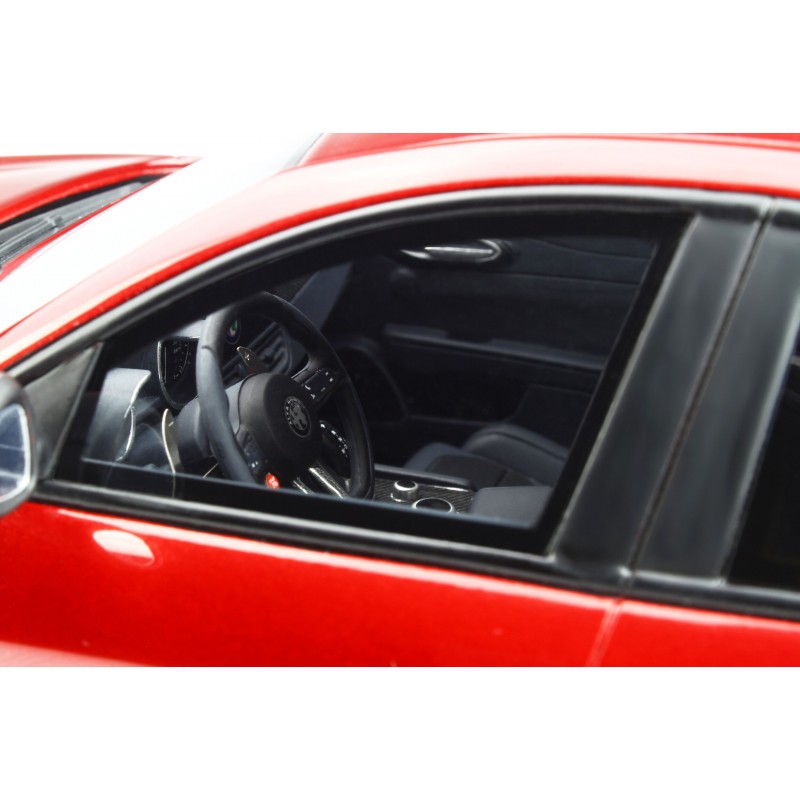 Alfa Romeo Giulia Quadrifoglio Rosso Competizione 2016