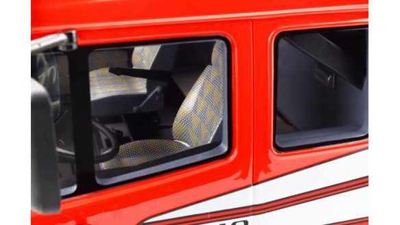 Mercedes-Benz SK 1748 Glutrot 1990