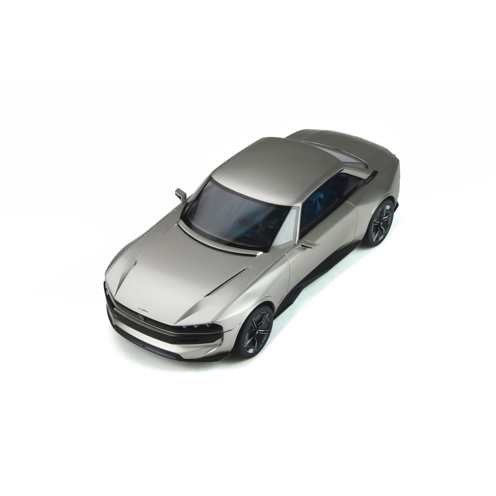 Peugeot E-Legend Concept Superbronze 2018