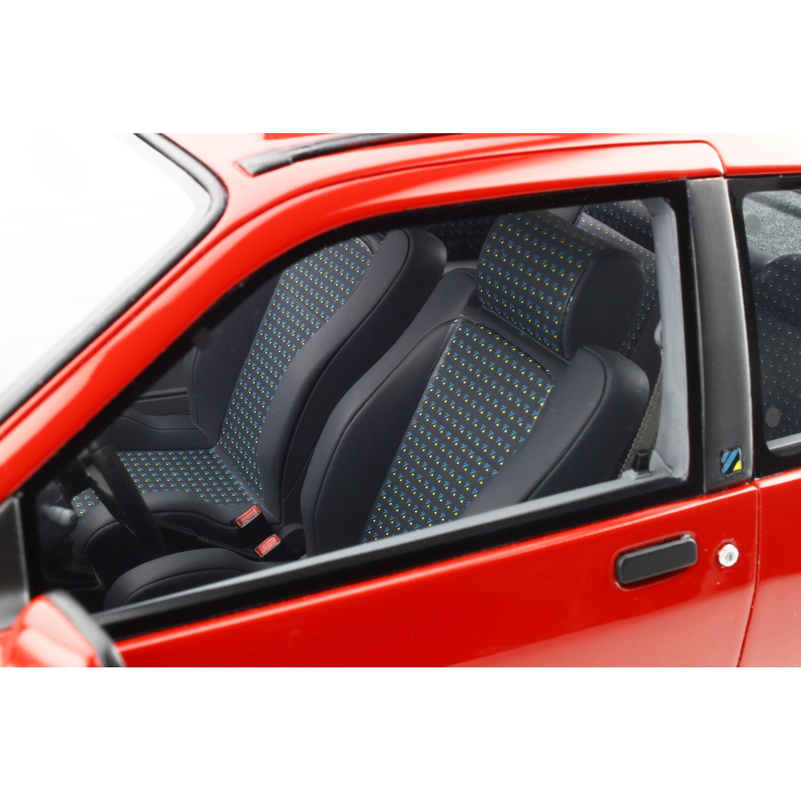 Renault Clio Ph.1 16S Rouge Vif 1995