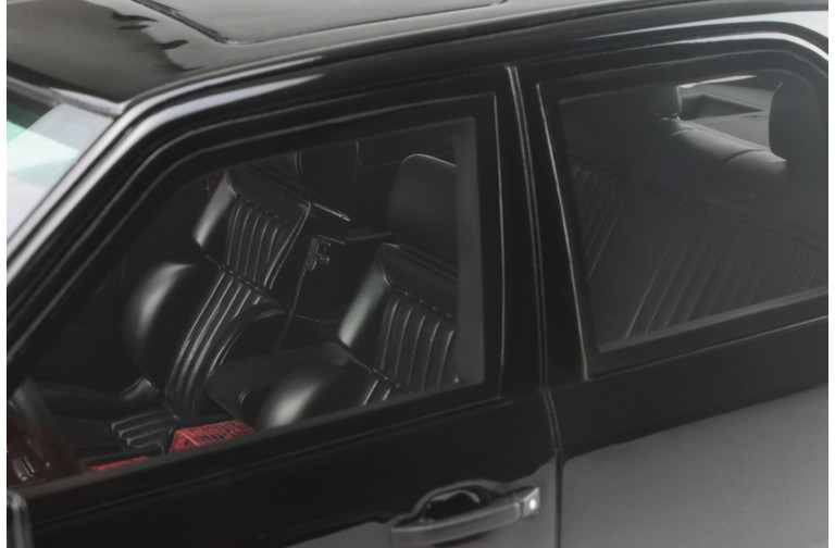 Mercedes-Benz 300 (W124) E 5.6 AMG Black 040 1987