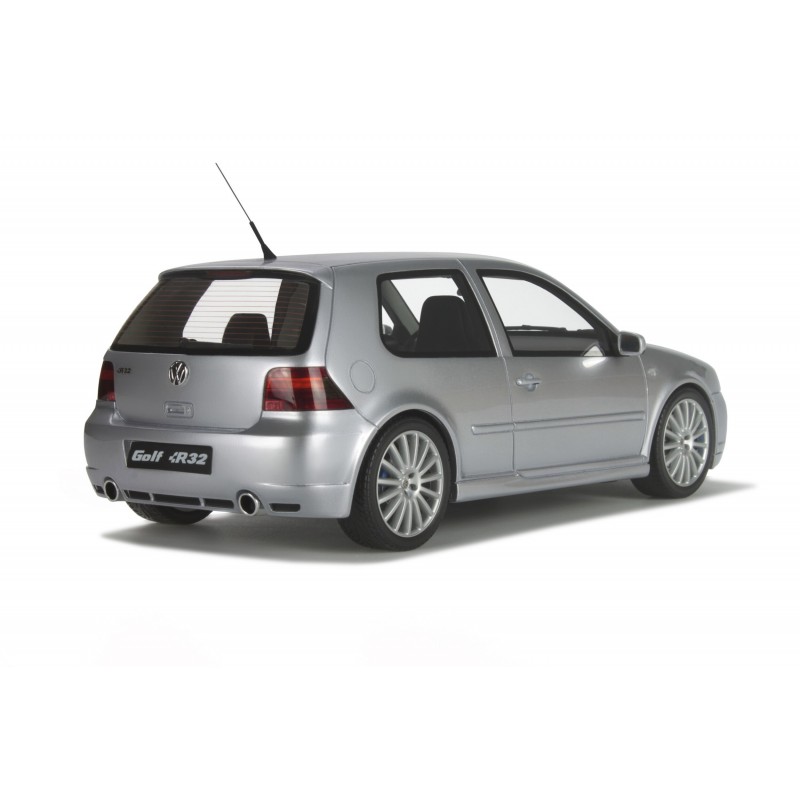 Volkswagen Golf 4 R32 Reflet D'argent Métallisé 2002