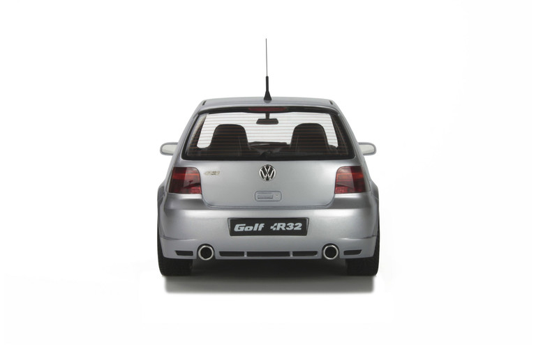 Volkswagen Golf 4 R32 Reflet D'argent Métallisé 2002