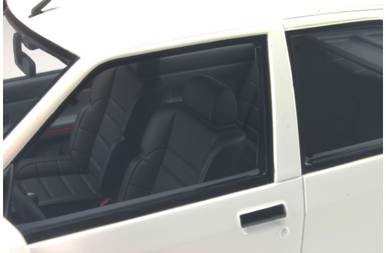 Renault 19 16S Blanc Glacier 1988