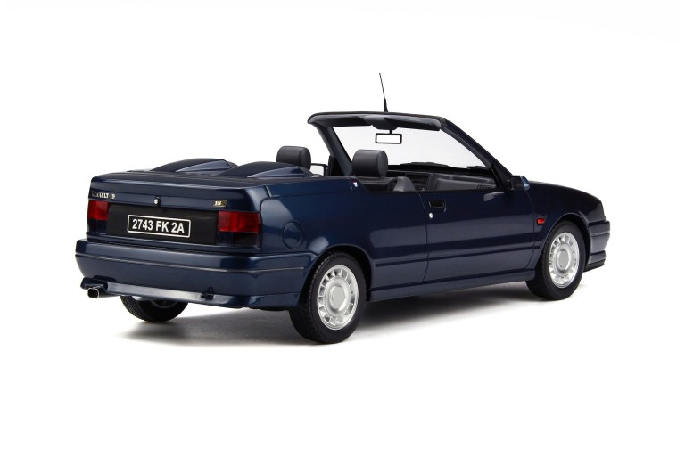 Renault 19 16S Cabriolet Bleu Sport 1991