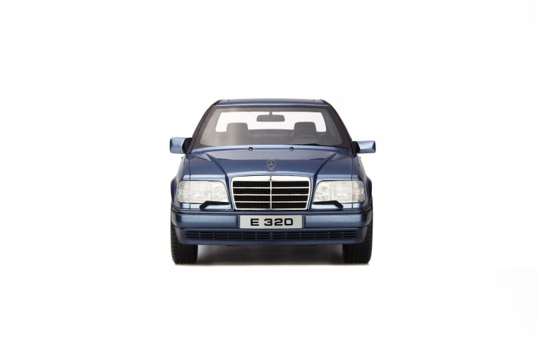 Mercedes-Benz E320 (C124) Coupe Pearl Blue 1987