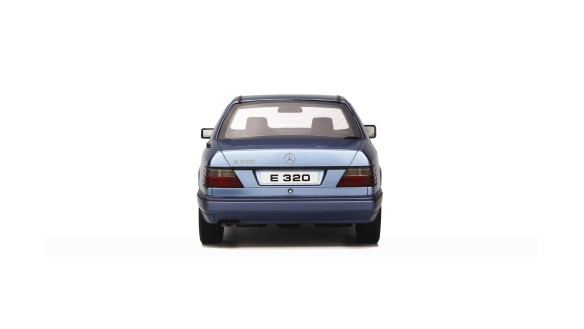 Mercedes-Benz E320 (C124) Coupe Pearl Blue 1987