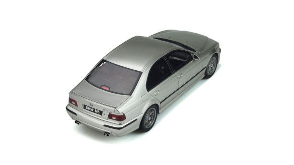BMW E39 M5 Titanium Silver 2002