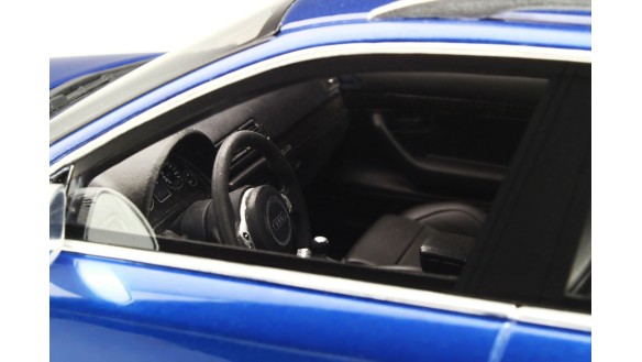 Audi RS 4 (B7) Sepang Blue 2005