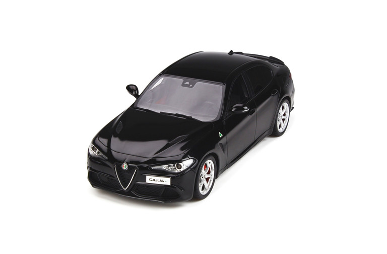 Alfa Romeo Giulia Quadrifoglio Nero Vulcano 2016