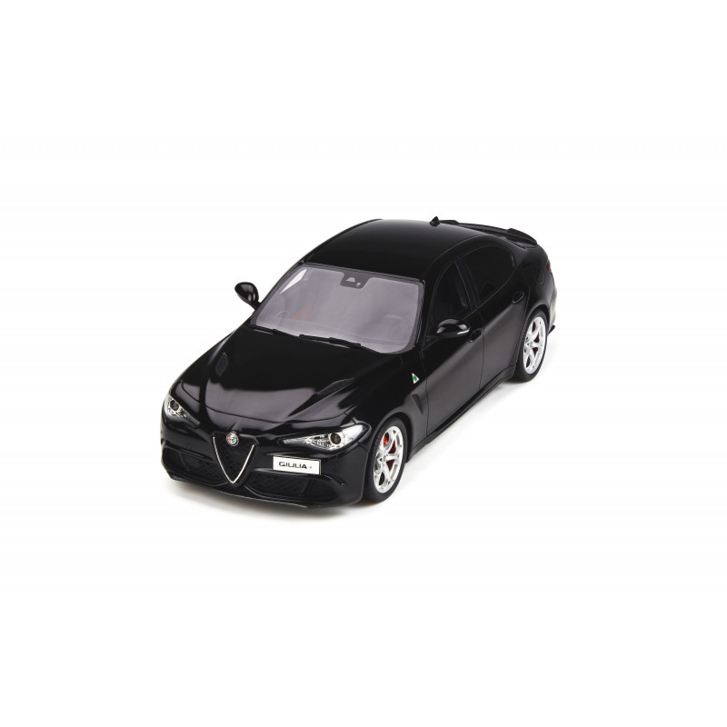 Alfa Romeo Giulia Quadrifoglio Nero Vulcano 2016