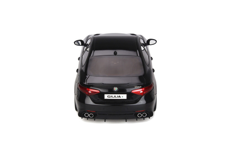 Alfa Romeo Giulia Quadrifoglio Nero Vulcano 2016