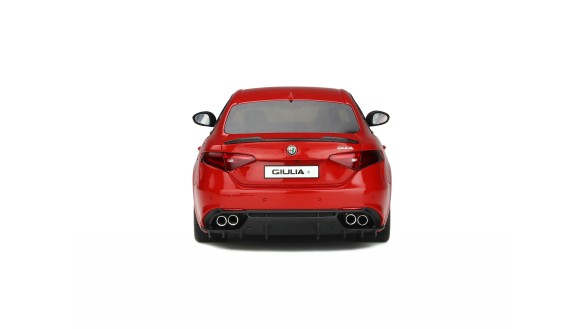 Alfa Romeo Giulia Quadrifoglio Rosso Alfa 2017