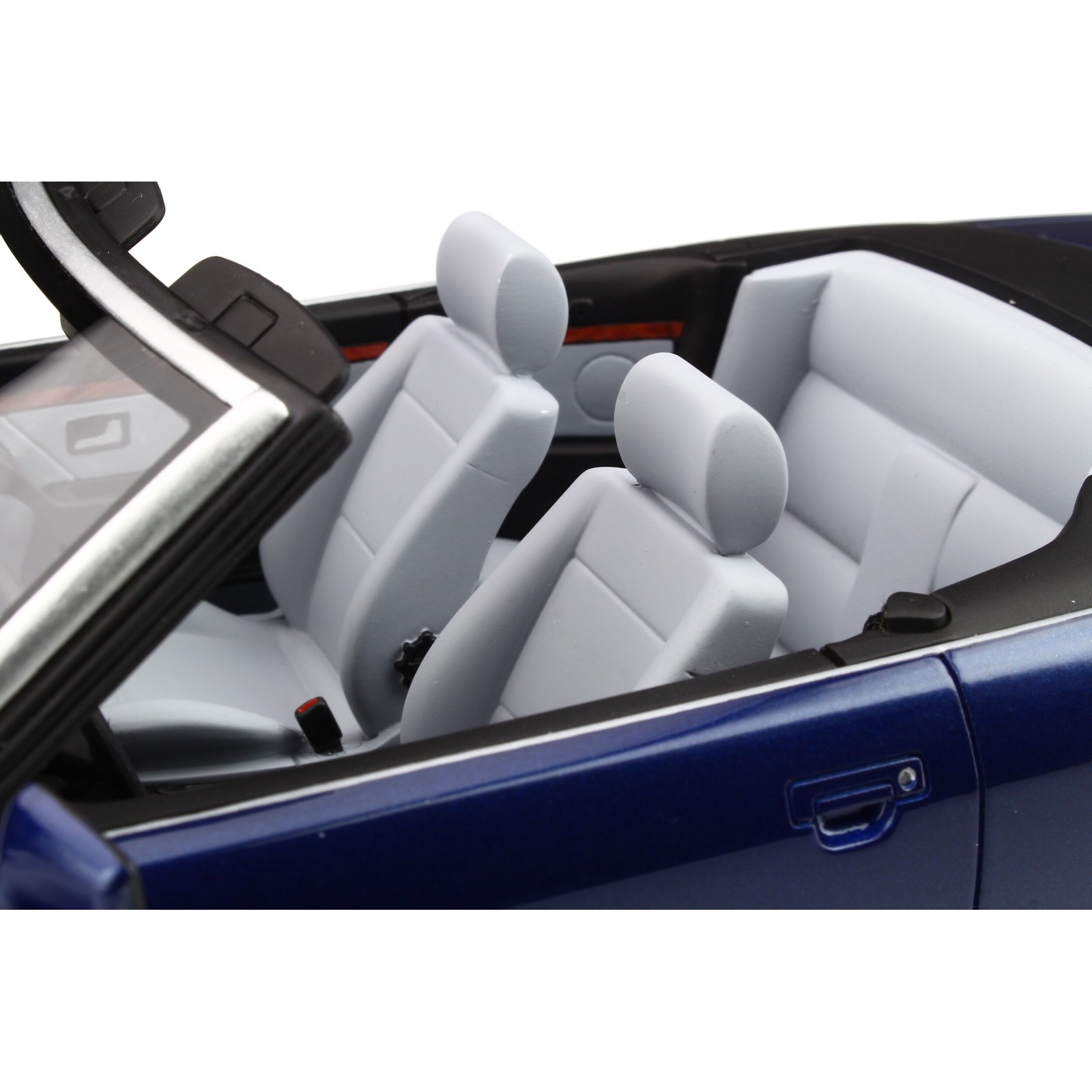 Audi 80 Cabriolet Santorini Blau 1998