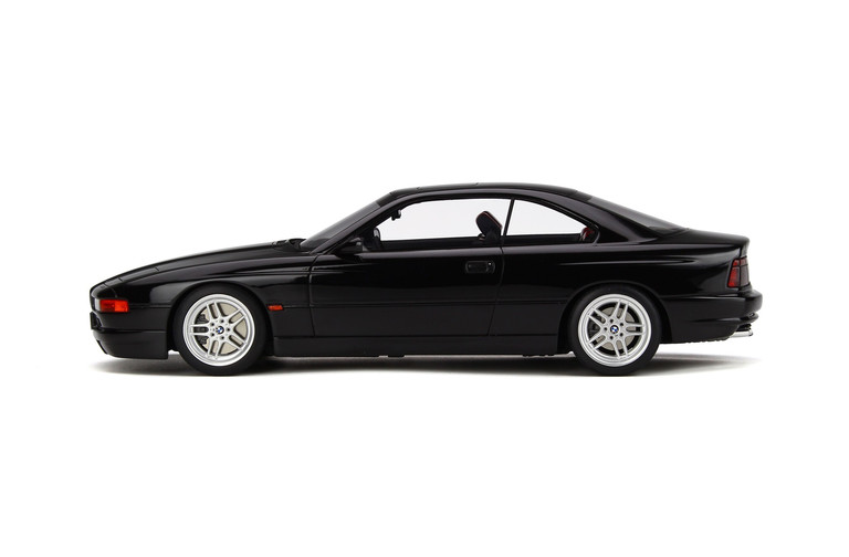 BMW 850 CSI Black 1990