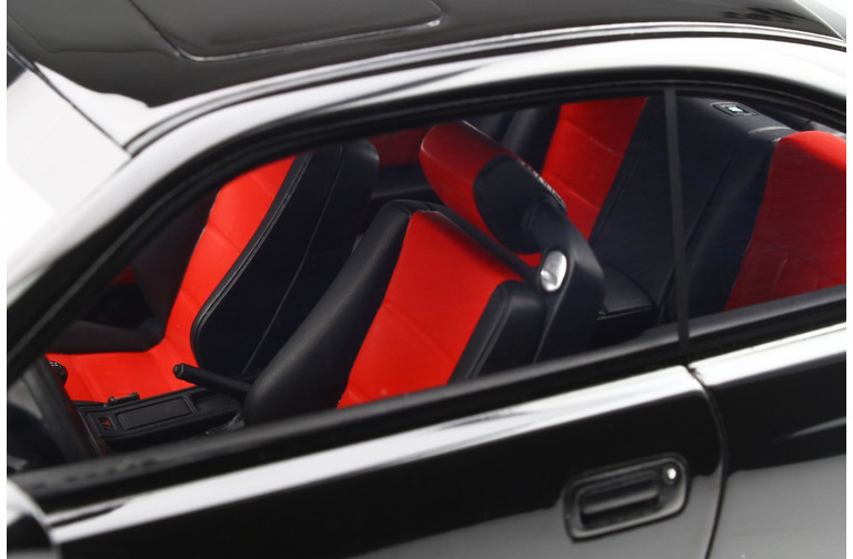 BMW 850 CSI Black 1990