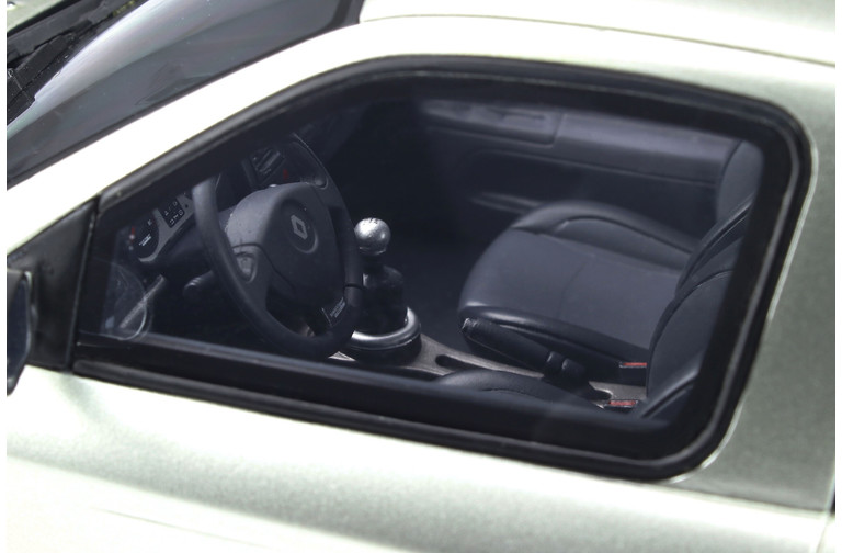 Renault Clio Ph.2 V6 Gris Titanium 2003