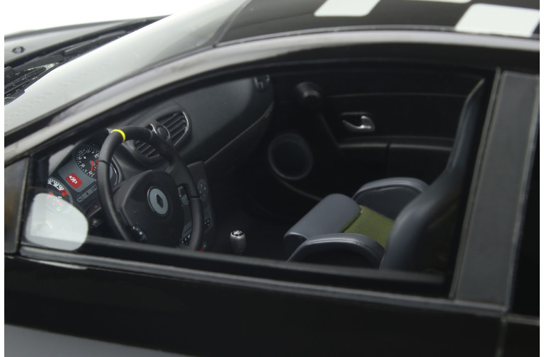 Renault Clio 3 R.S. RB7 Noir Profond 2012