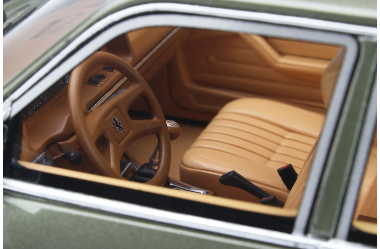 Peugeot 604 GTI Gris Fumée Metal 1984