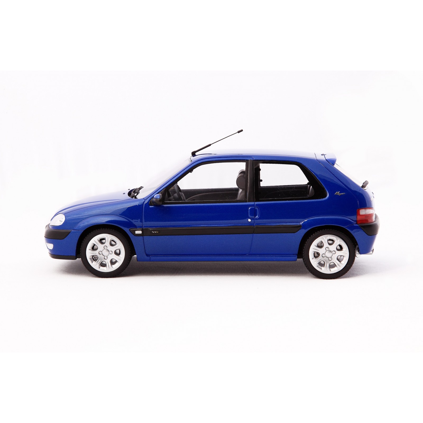 Citroën Saxo VTS 16V Bleu Grand Pavois 2000
