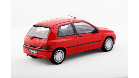Renault Clio Ph.1 16S Rouge Etrusque 1991