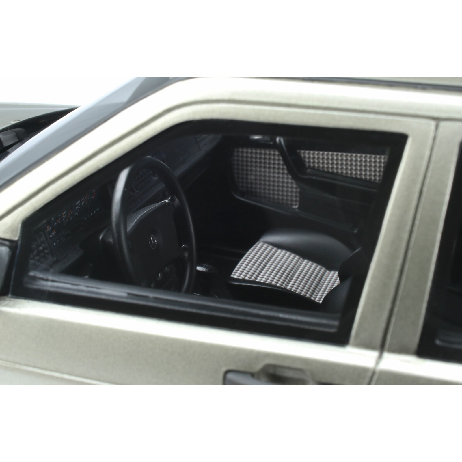 Mercedes-Benz W201 190E 2.5 16S Smoke Silver Metallic 1988