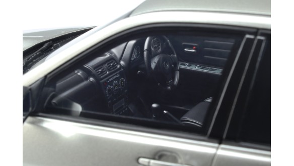 Lexus IS200 Millennium Silver Metallic 1998