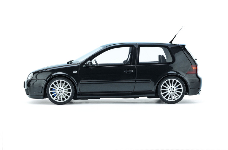 Volkswagen Golf IV R32 Black Magic Nacre Z4 2003