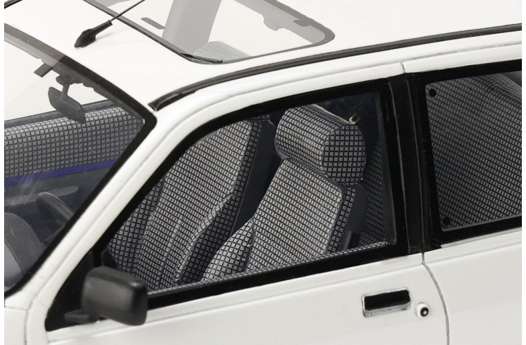 Ford Fiesta Mk3 XR2i Diamond White XSC691A 1989