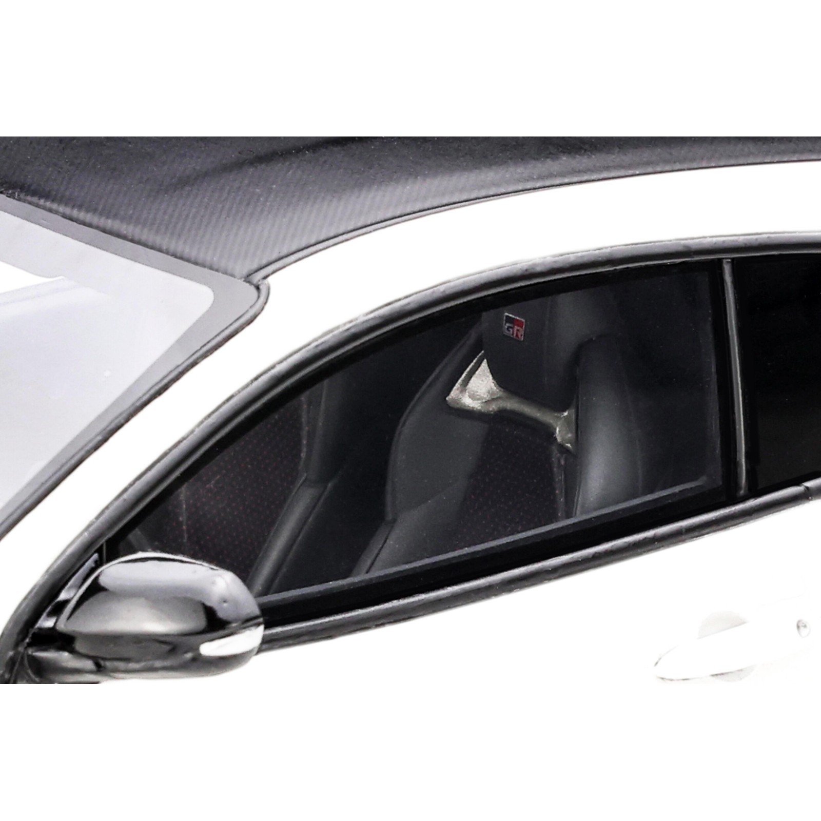 Toyota Yaris GR Platinum White Pearl 089 2021
