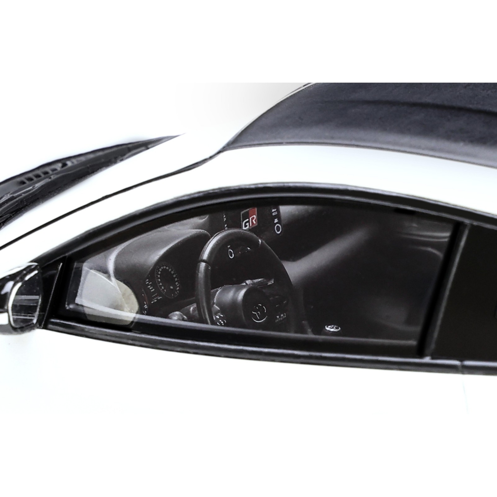 Toyota Yaris GR Platinum White Pearl 089 2021