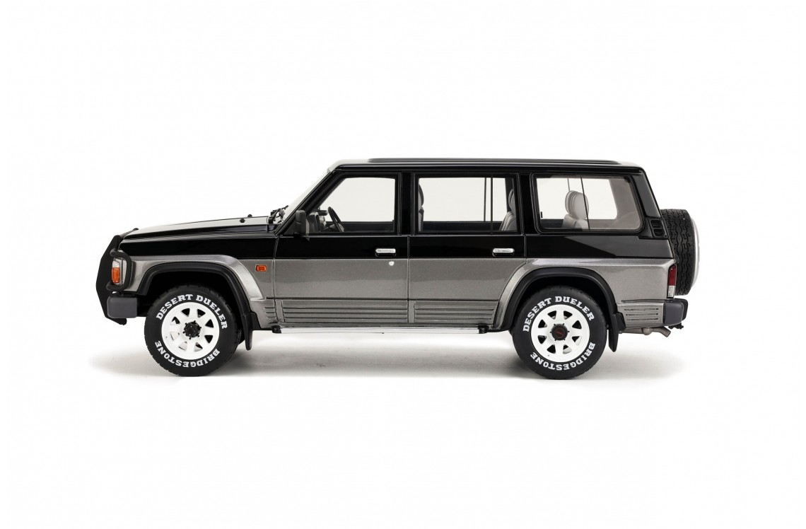 Nissan Patrol GR Y60 Graphite Grey KH2 / Black 1992