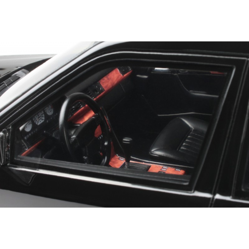 Mercedes-Benz S124 300TE AMG Black 040 1988