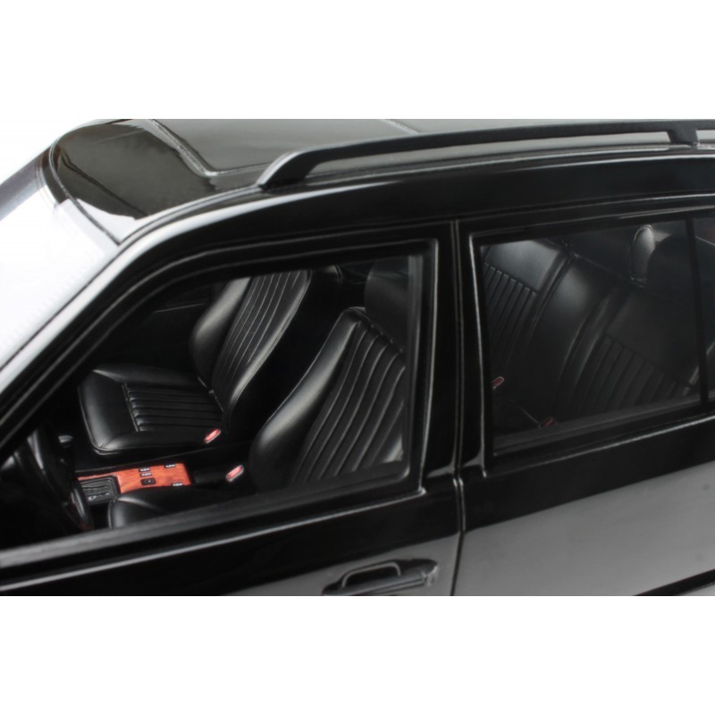 Mercedes-Benz S124 300TE AMG Black 040 1988